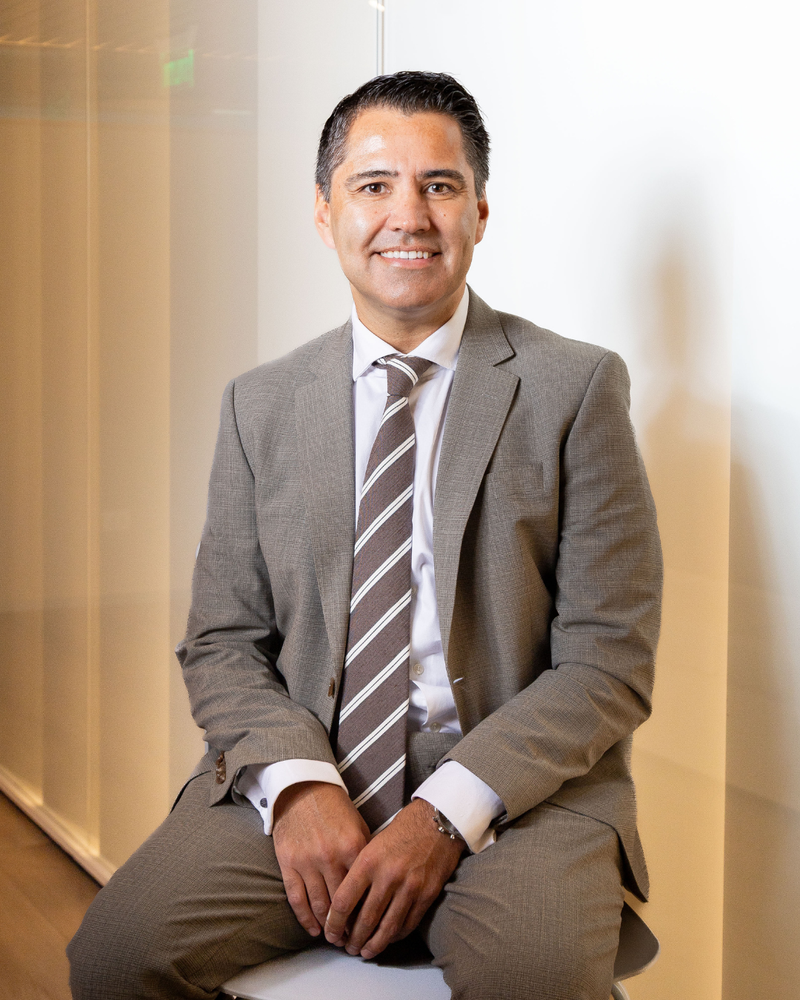 Dr. Matías Kufeke